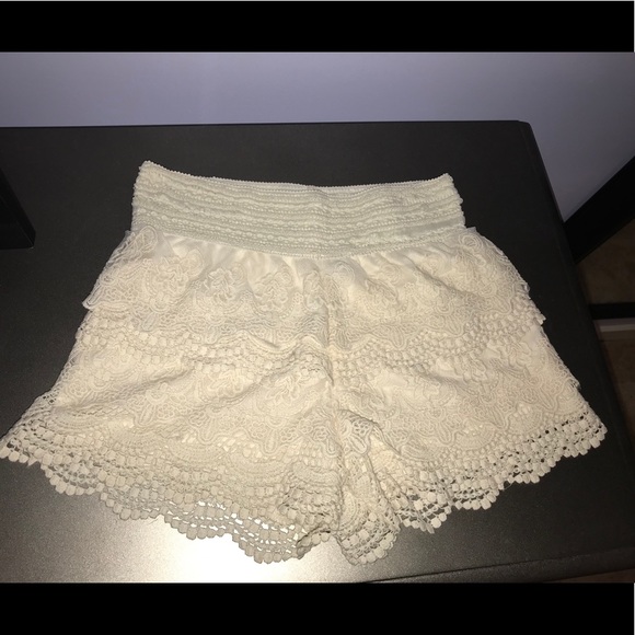 Floral fabric shorts. Super cute! - Picture 1 of 1